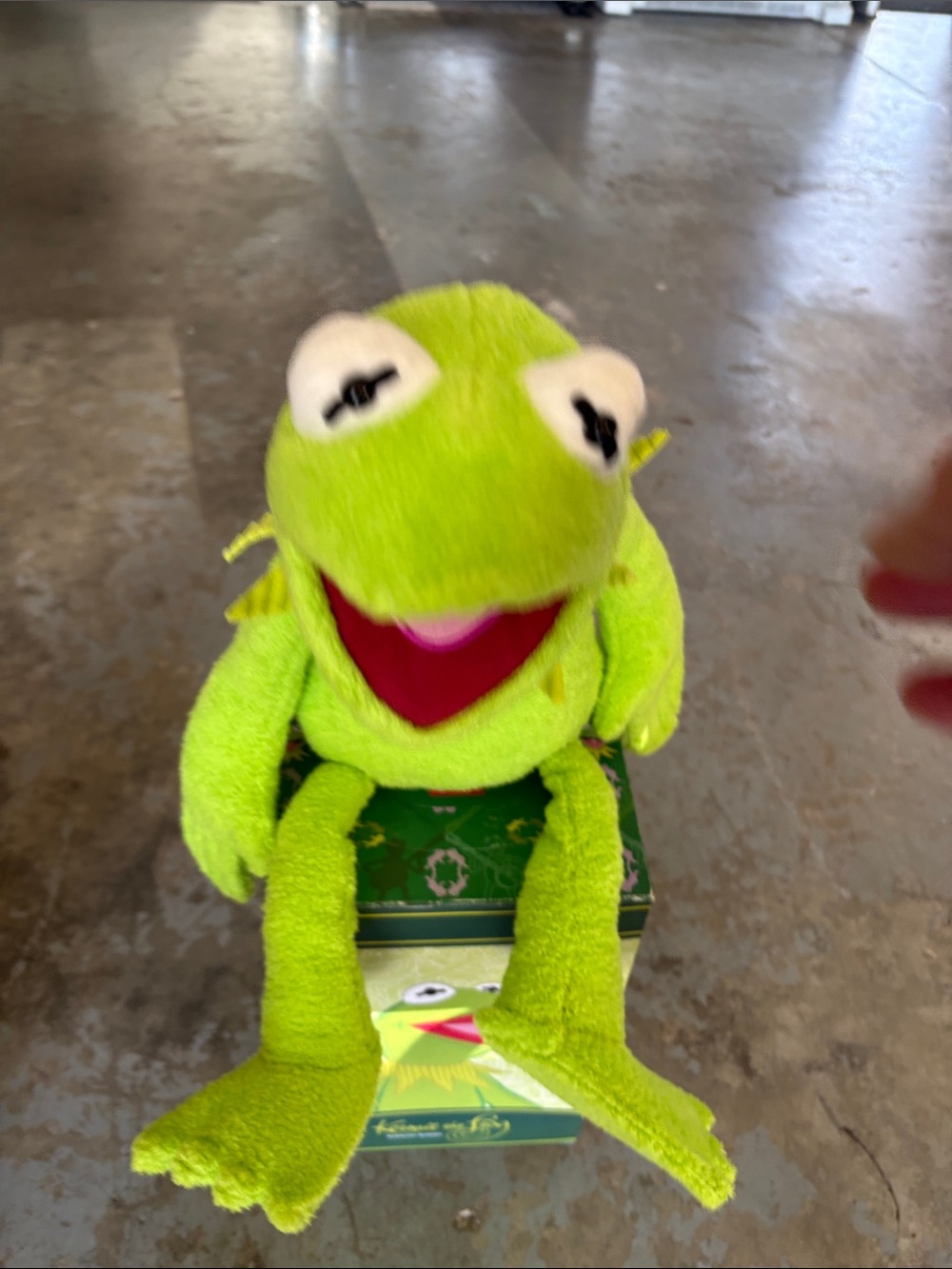 Scentsy Bright Green Plush Frog buddy